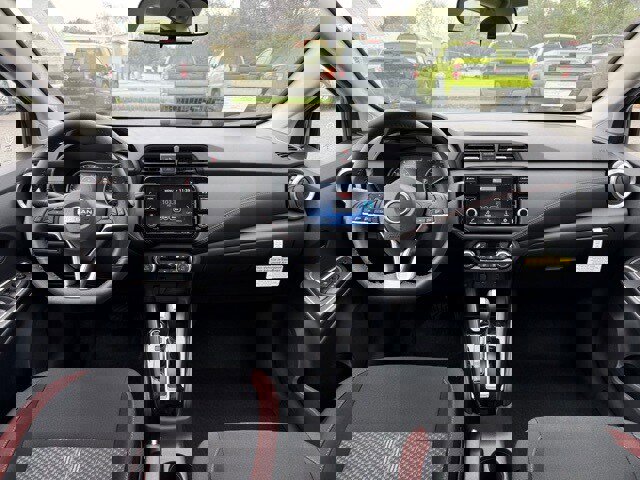 New 2025 Nissan Versa SR w/ Trunk Package image 17