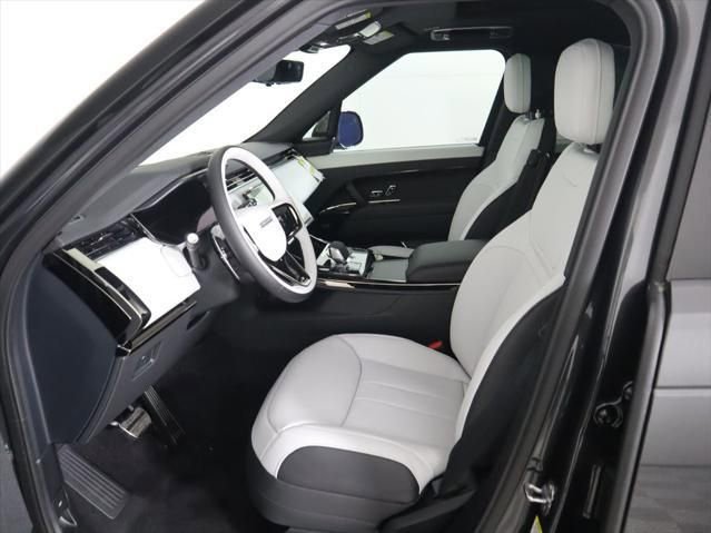 New 2026 Land Rover Range Rover Sport Dynamic SE image 21