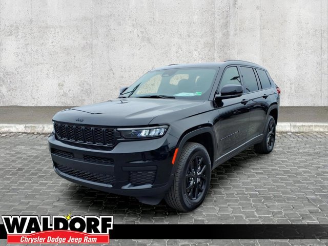 New 2025 Jeep Grand Cherokee L Altitude image 5