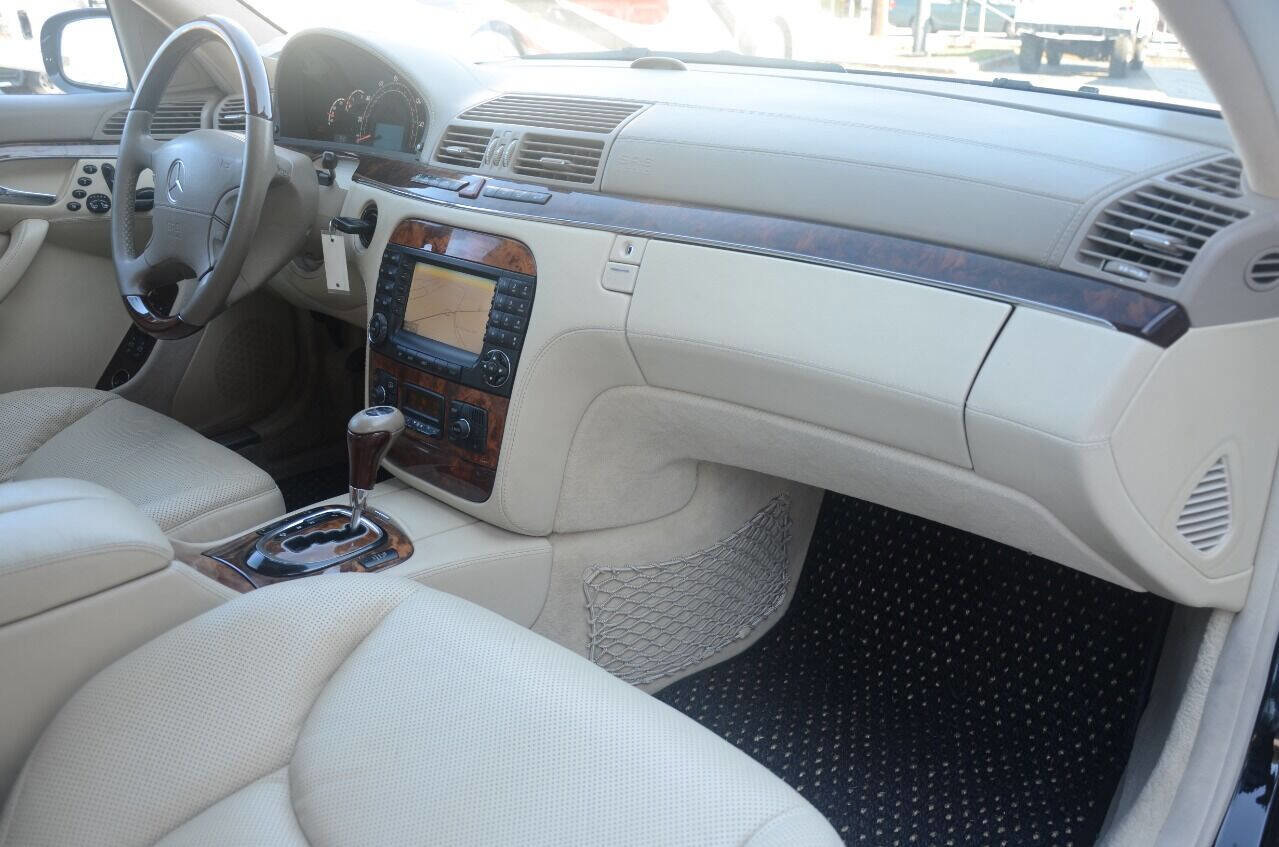 Used 2005 Mercedes-Benz S 600 image 16