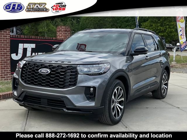 Used 2025 Ford Explorer ST-Line w/ Premium Package RWD image 3