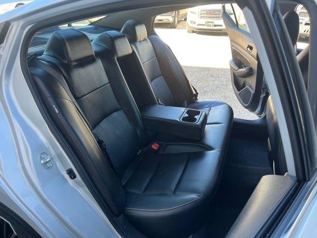 Used 2024 Nissan Altima 2.5 SR w/ SR Premium Package FWD image 24