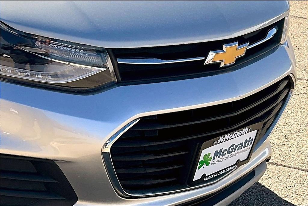 Used 2018 Chevrolet Trax LT w/ LT Convenience Package image 28