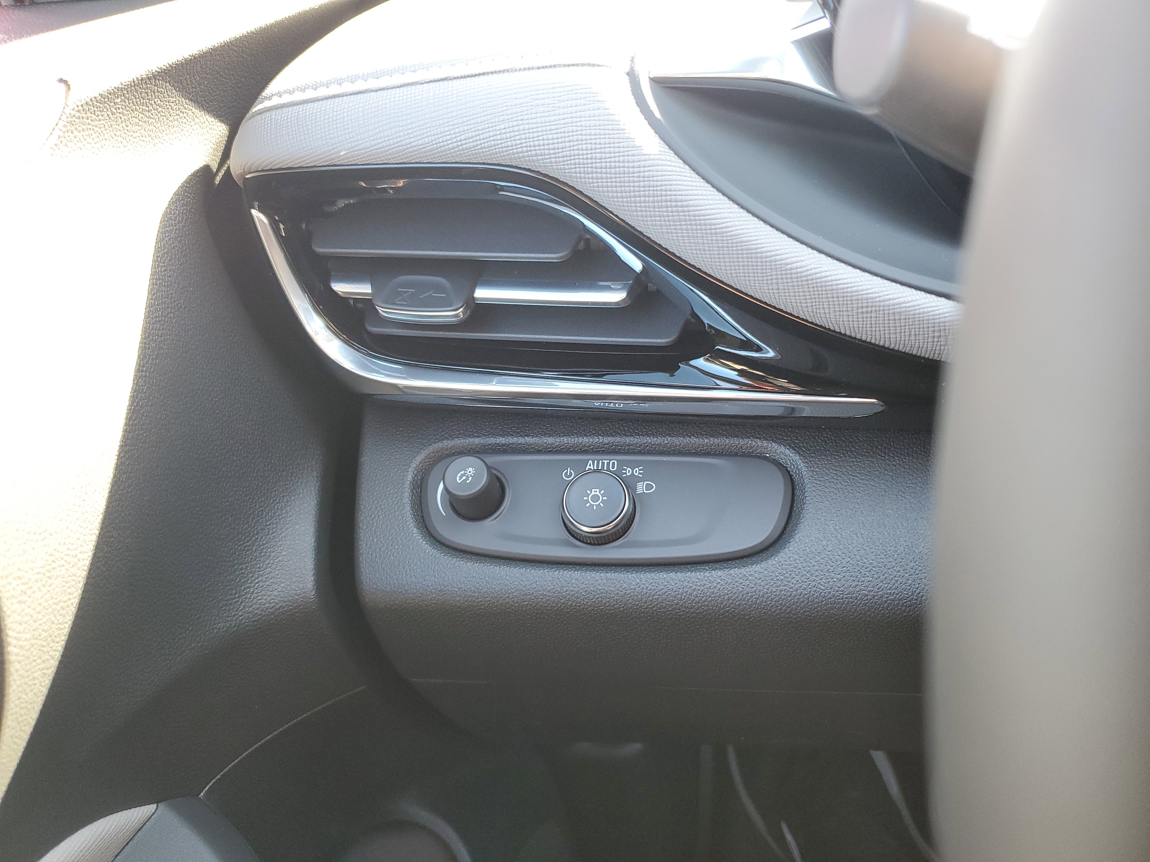 New 2026 Buick Envista Avenir image 27