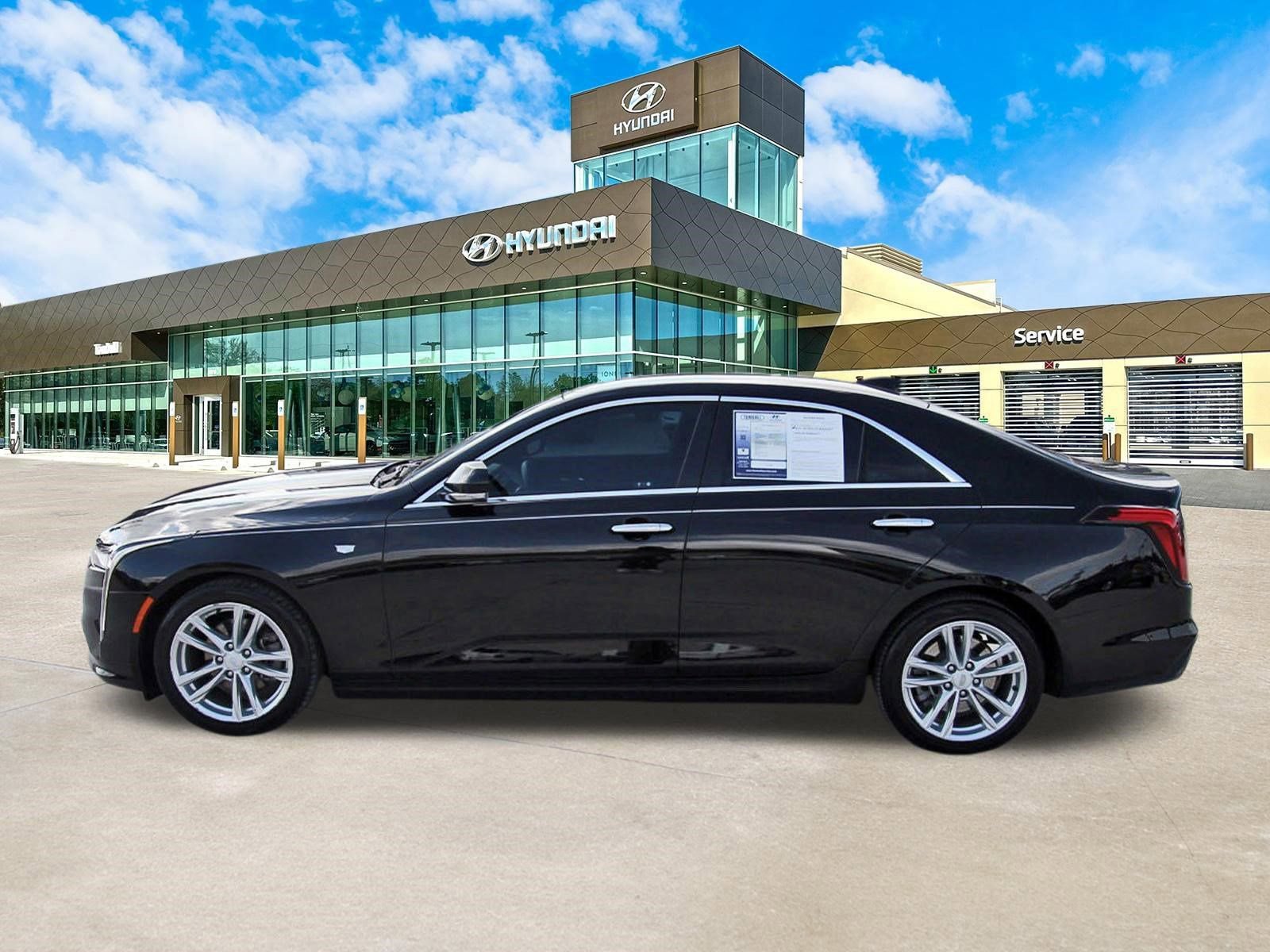 Used 2023 Cadillac CT4 Luxury RWD image 9