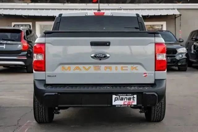 Used 2024 Ford Maverick XL image 13