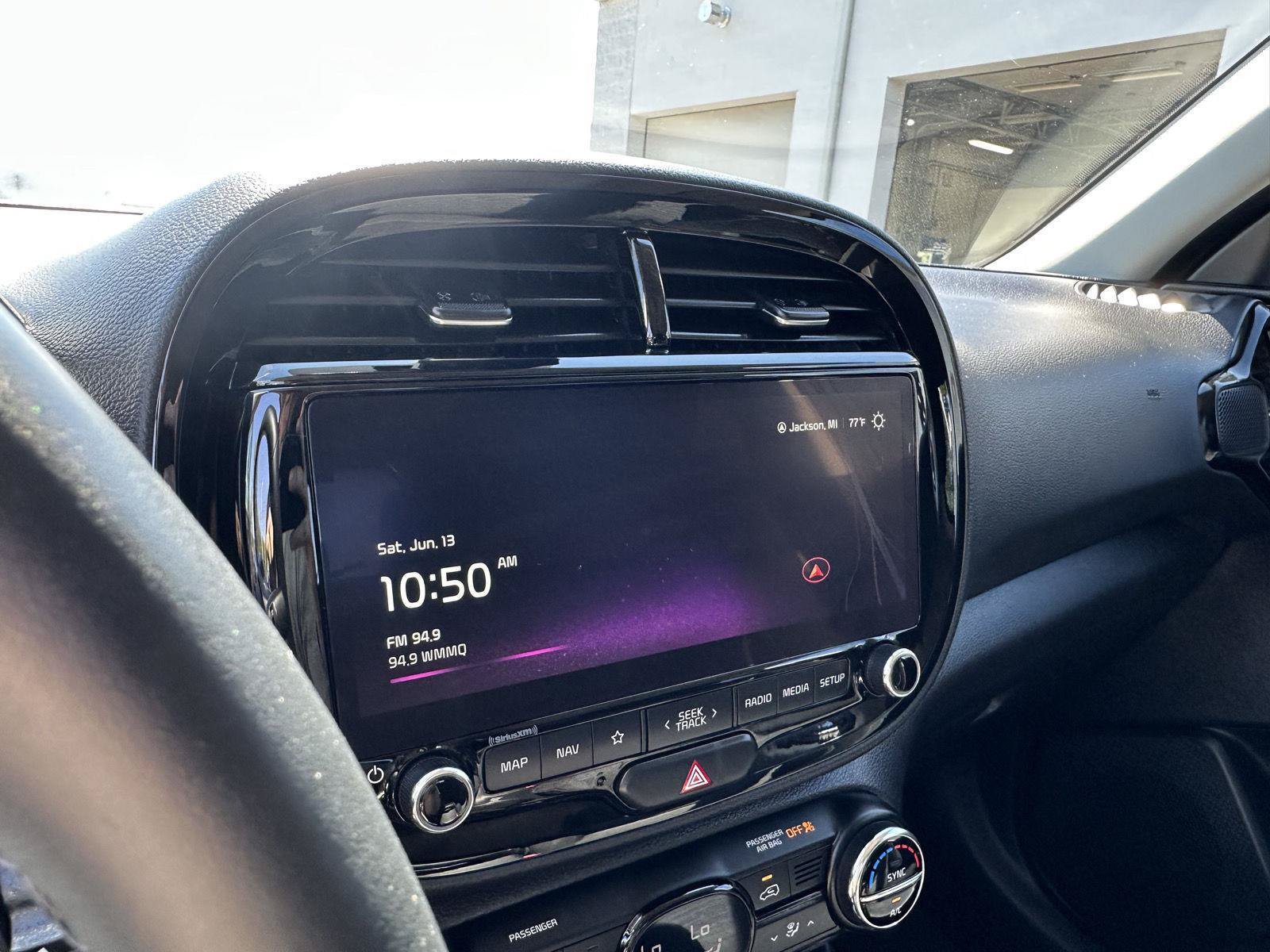 Used 2025 Kia Soul EX FWD image 31