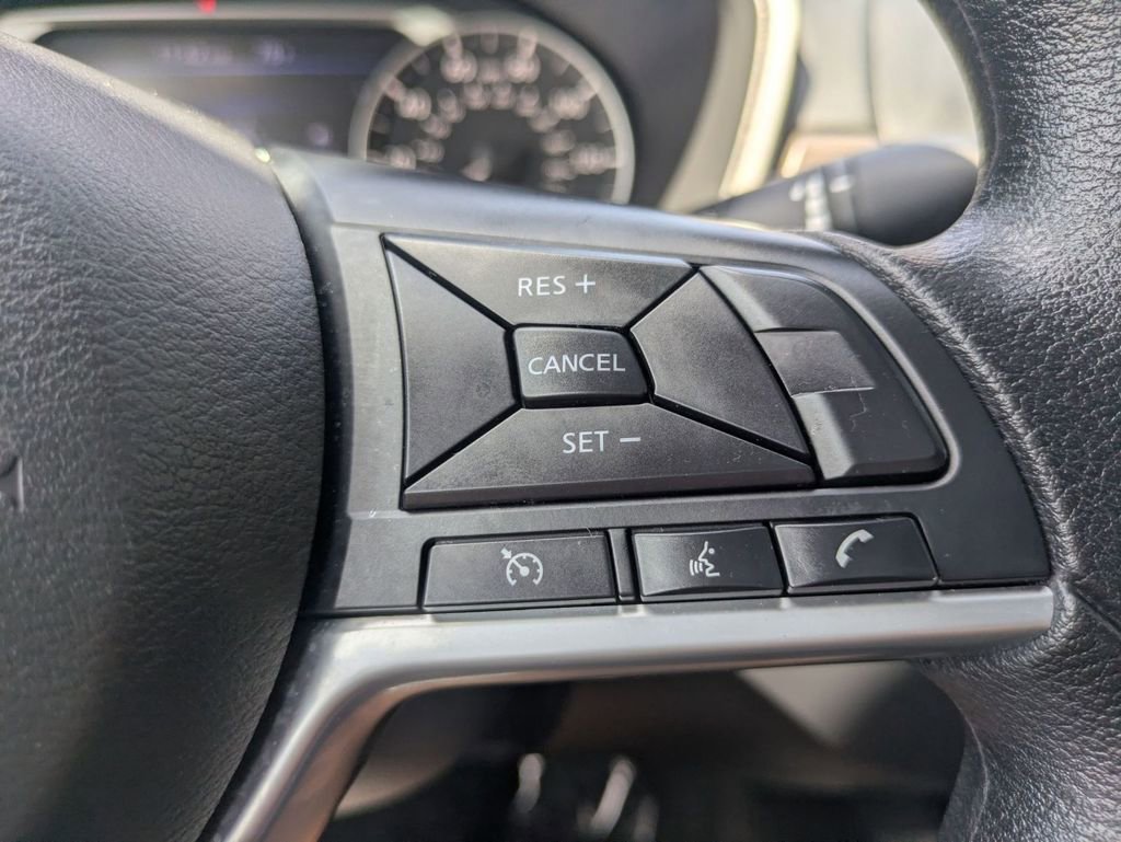 Used 2025 Nissan Altima 2.5 SV image 18