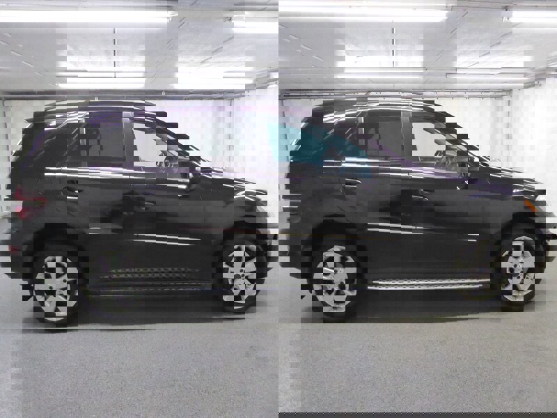 Used 2010 Mercedes-Benz ML 350 4MATIC image 7