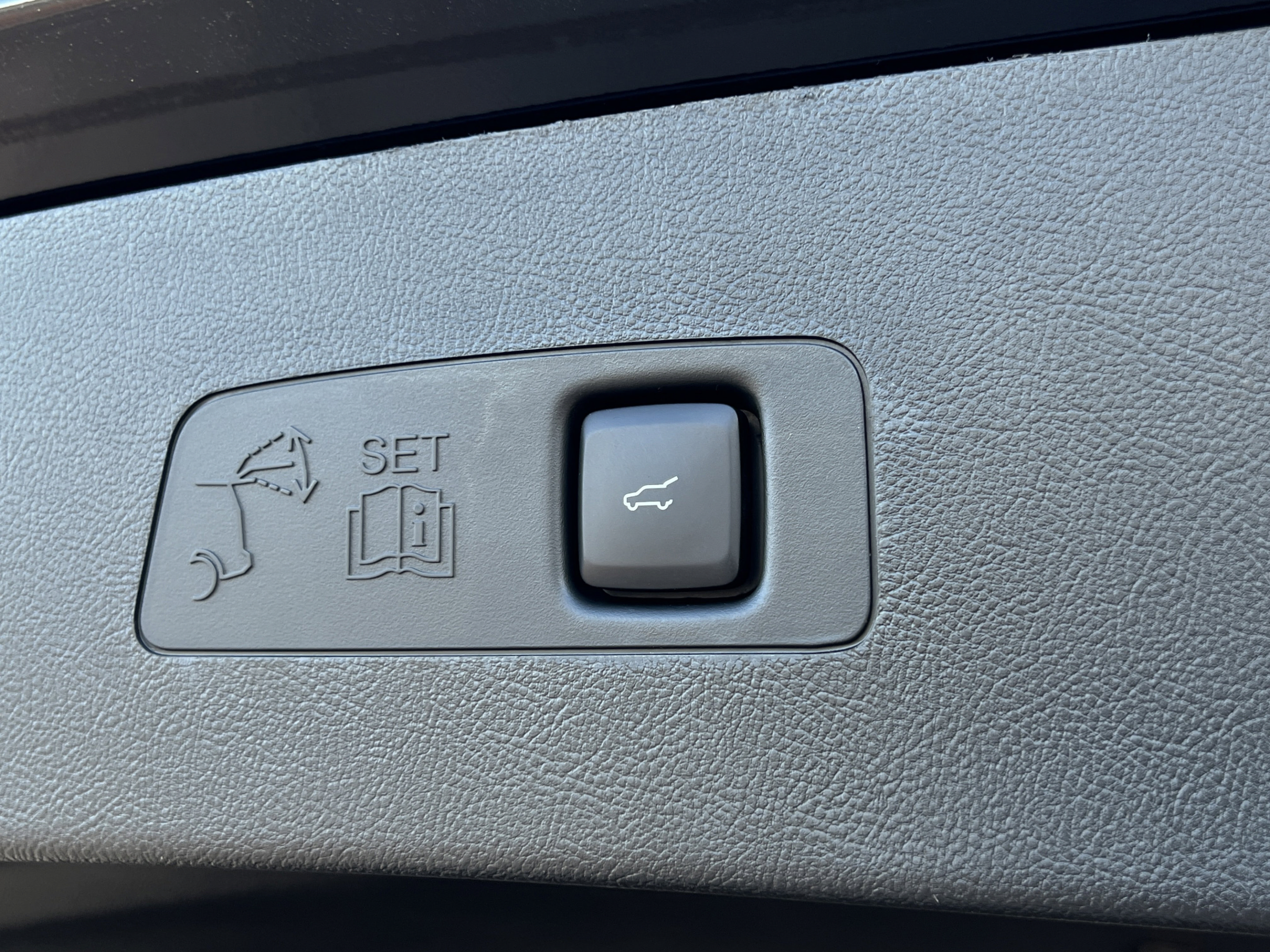 New 2025 Lincoln Corsair Grand Touring AWD/4WD image 26