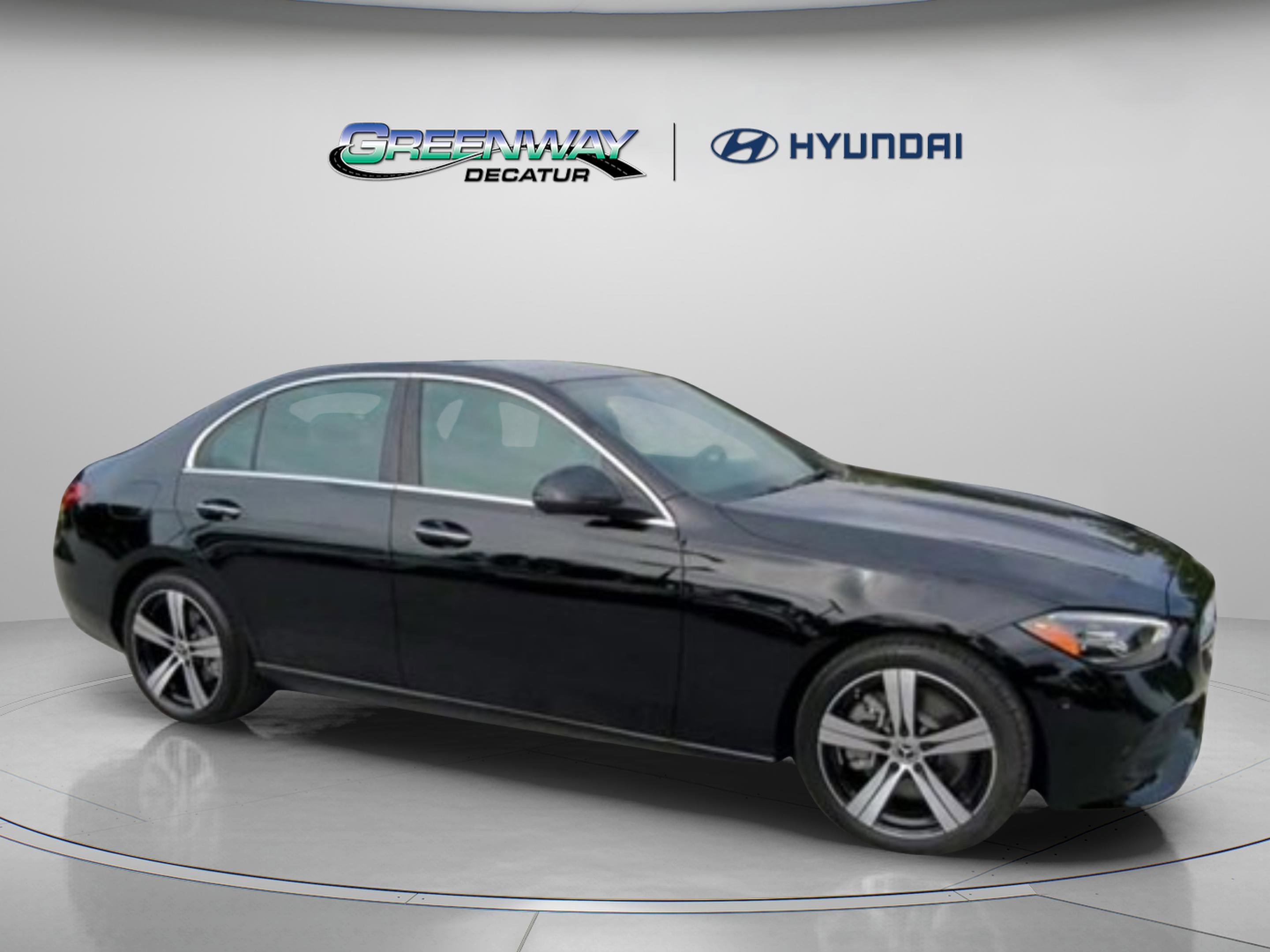 Used 2025 Mercedes-Benz C 300 Sedan image 33