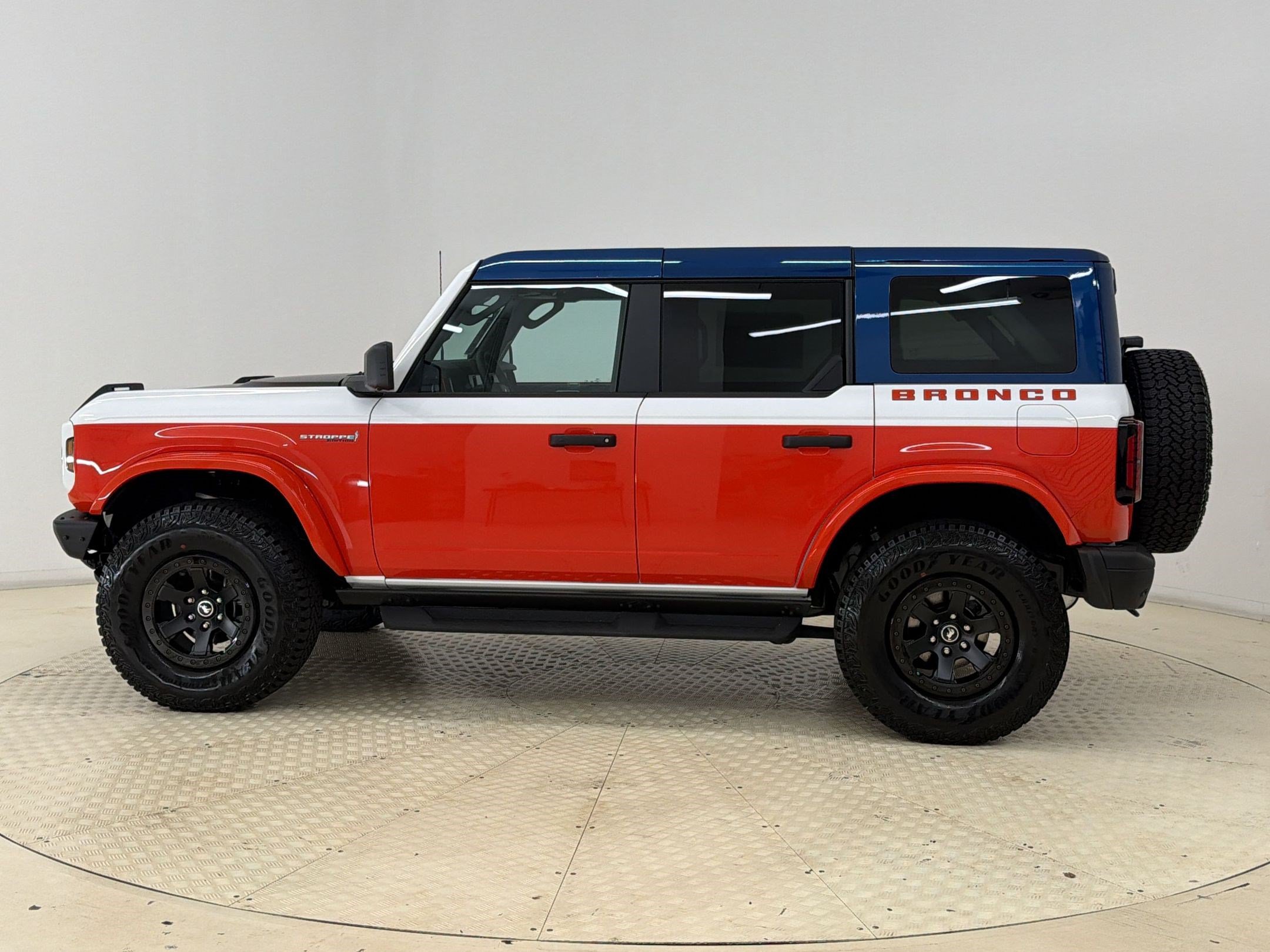 New 2026 Ford Bronco Stroppe Edition AWD/4WD image 2