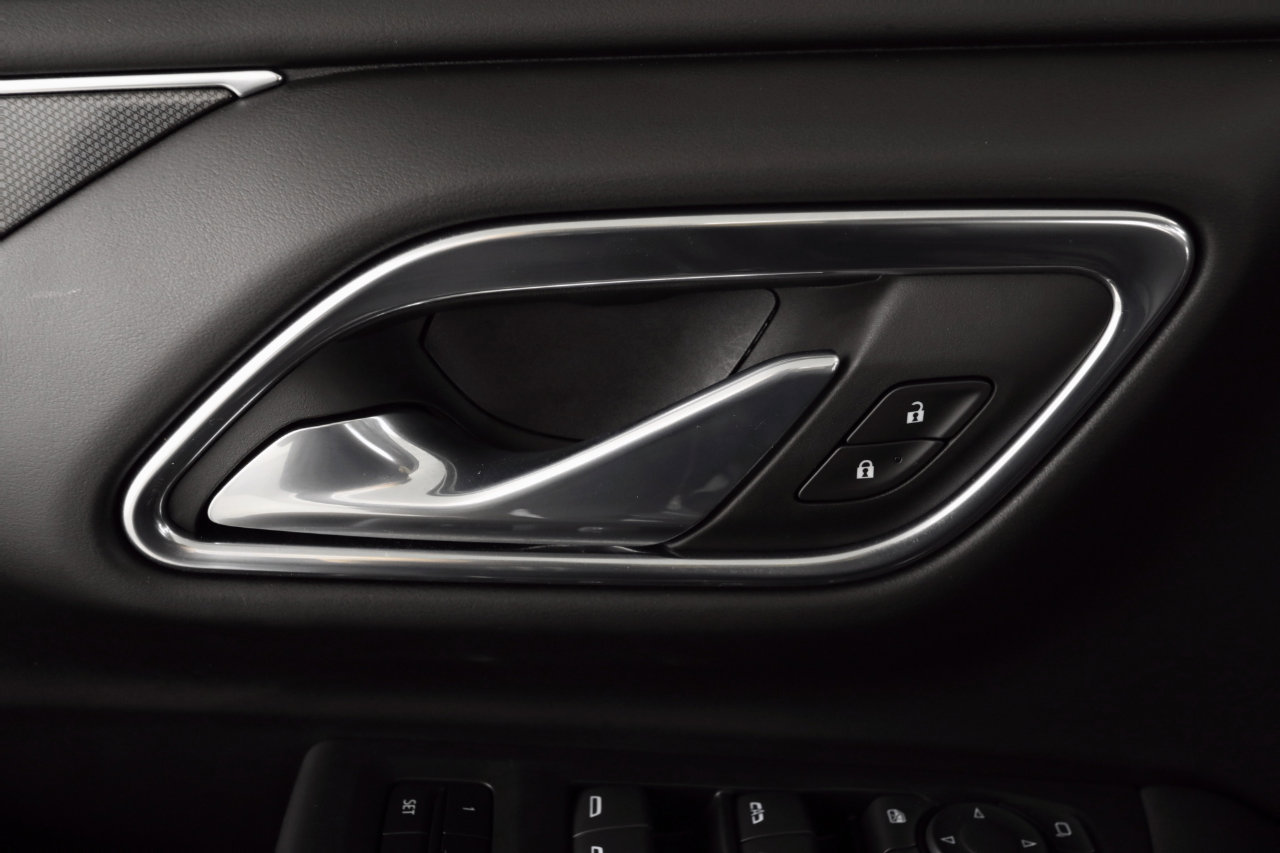 Used 2023 Chevrolet Suburban RST image 34