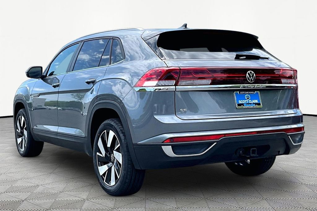 Used 2025 Volkswagen Atlas Cross Sport SE FWD image 4