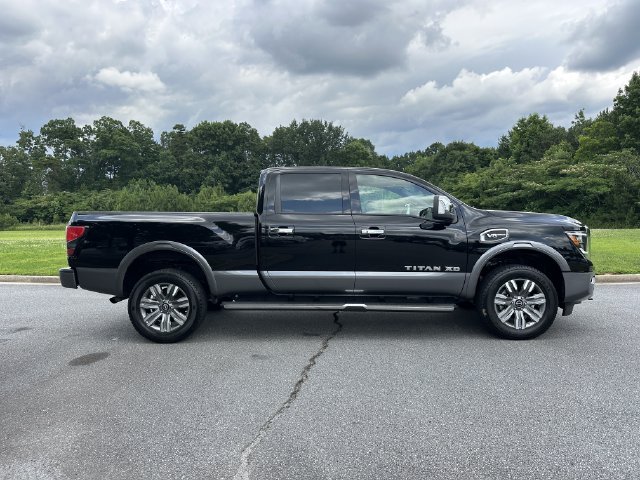 Certified 2024 Nissan Titan Platinum Reserve w/ Moonroof Package AWD/4WD image 10