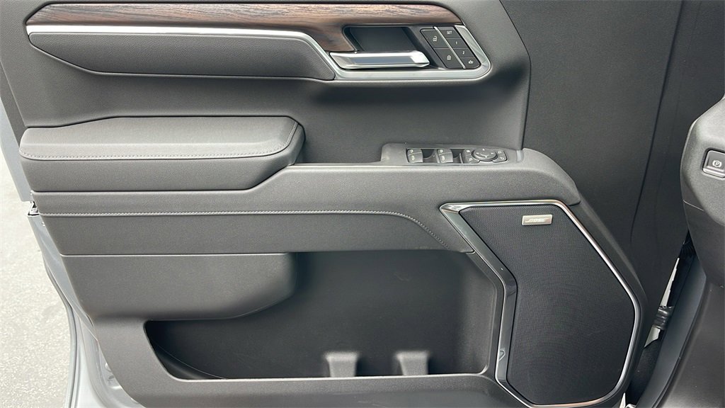 New 2026 GMC Sierra 1500 SLT w/ SLT Premium Plus Package image 26