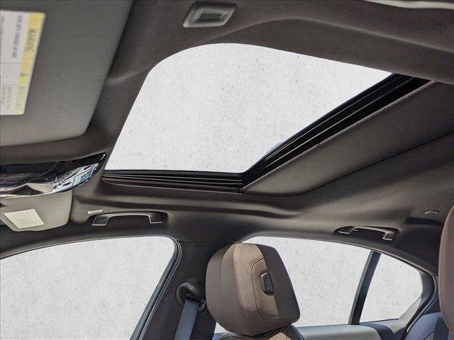 Used 2026 BMW 540i xDrive w/ Premium Package image 15