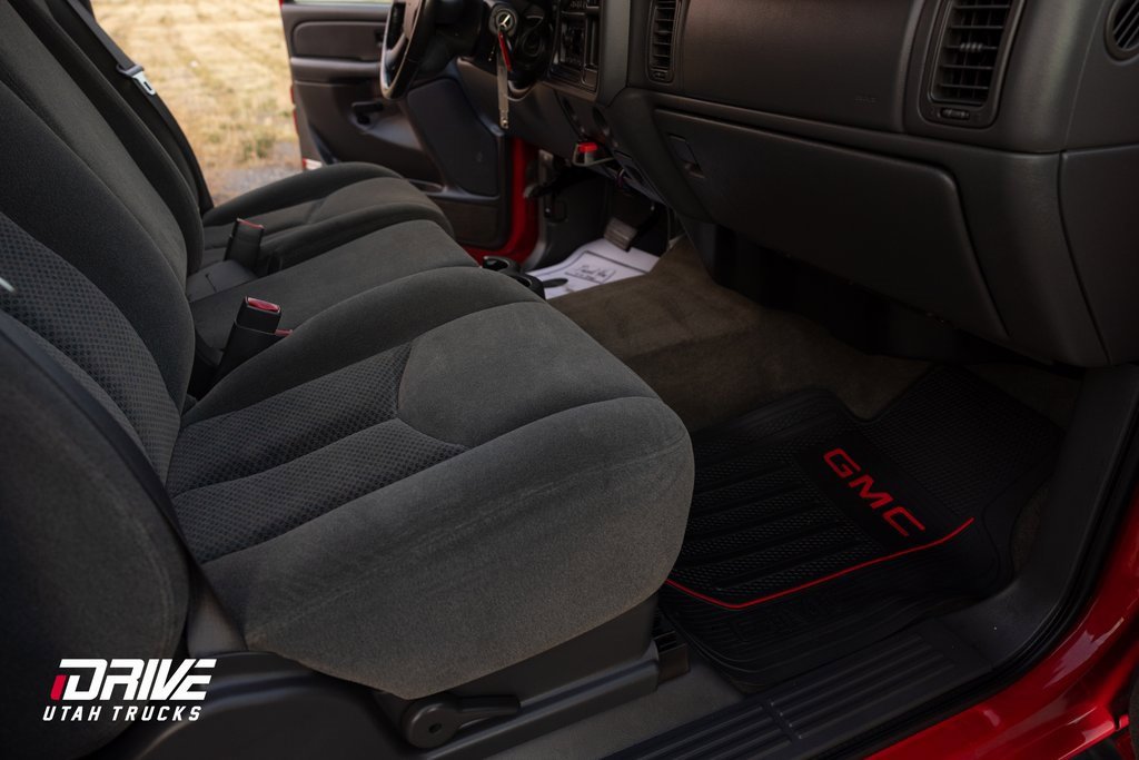 Used 2004 Chevrolet Silverado 2500 LS w/ Skid Plate Package image 13