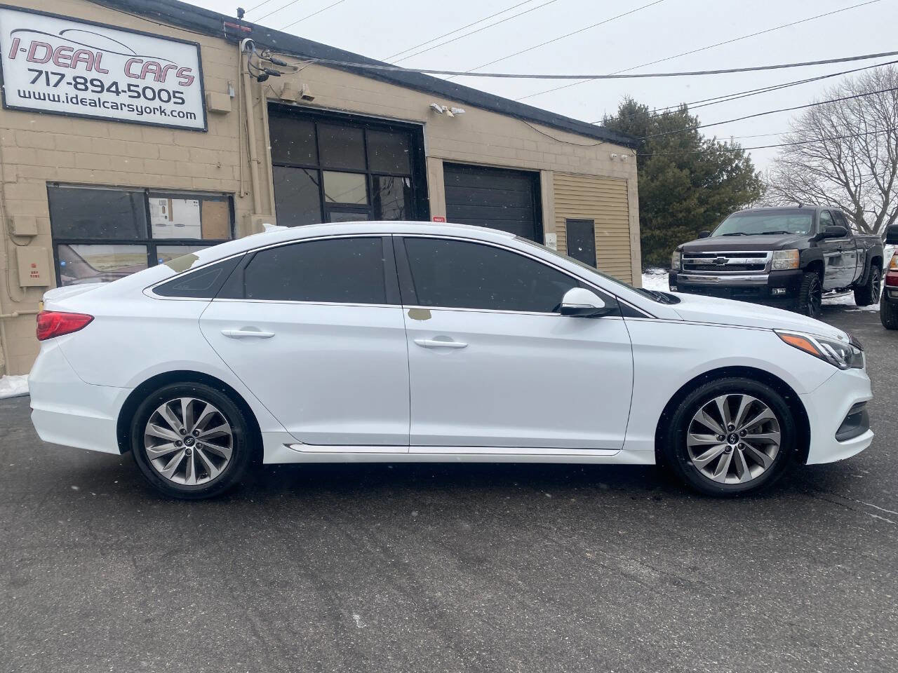 Used 2016 Hyundai Sonata Sport image 2