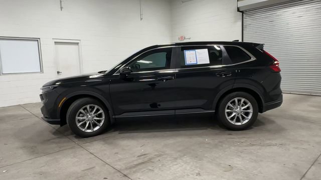 Used 2025 Honda CR-V EX image 8