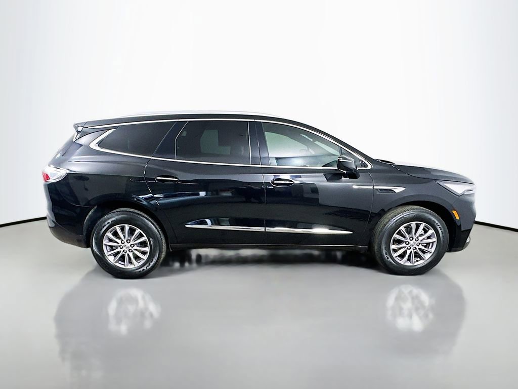 Used 2024 Buick Enclave Essence w/ Technology Package image 7