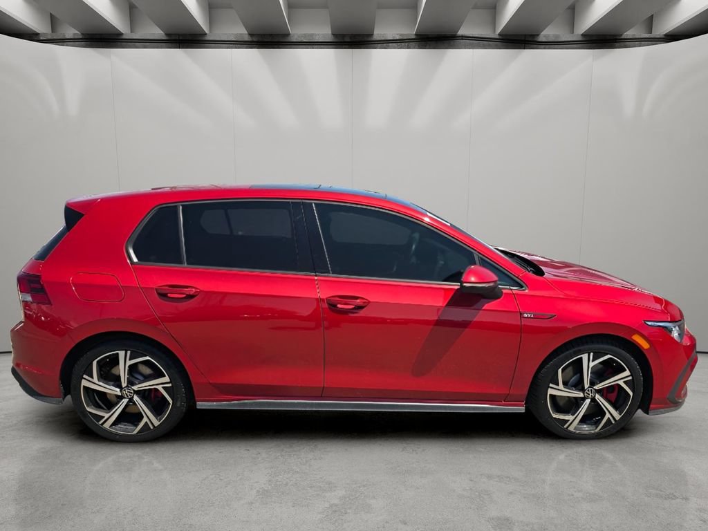 Used 2024 Volkswagen GTI SE FWD image 9