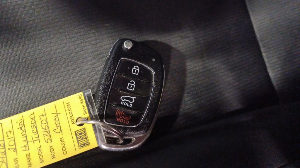 Used 2017 Hyundai Tucson SE image 9