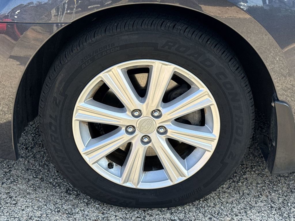Used 2011 Subaru Legacy 2.5i Premium w/ All-Weather Pkg image 10