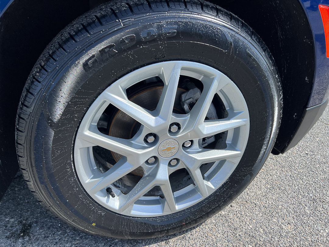 Used 2023 Chevrolet Equinox LS image 8