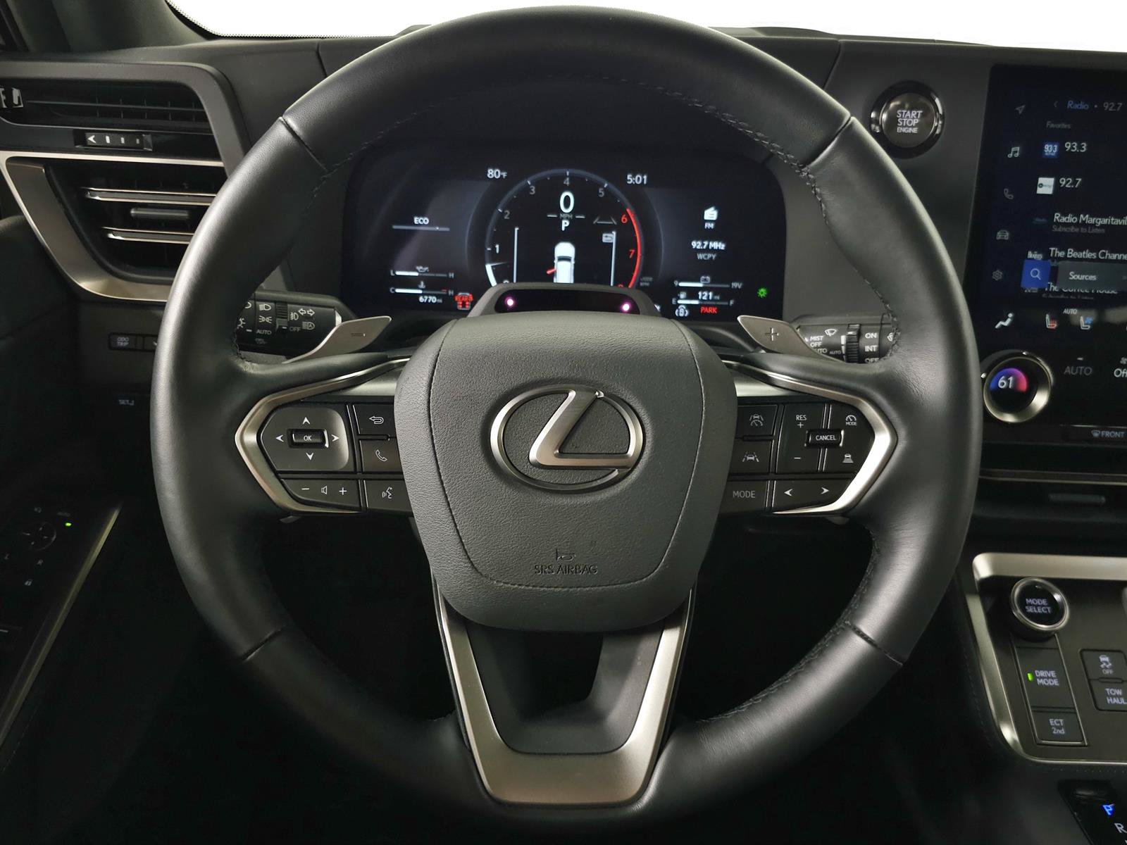 Certified 2025 Lexus GX 550 w/ Cold Area Package AWD/4WD image 23