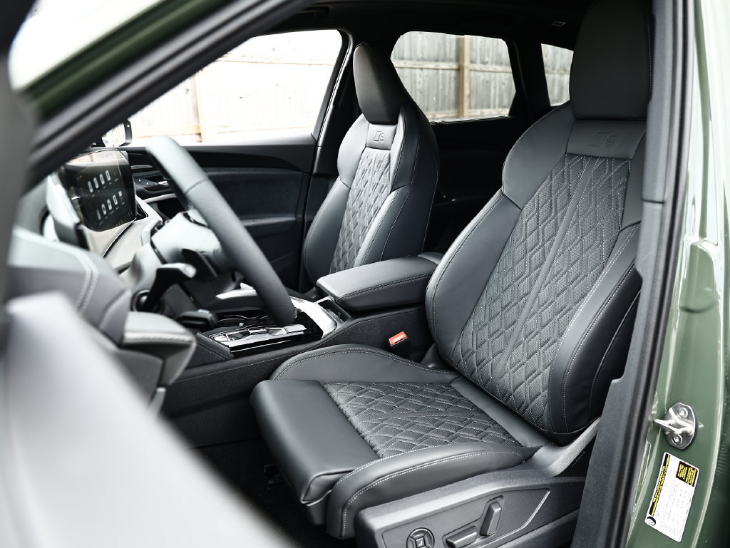 New 2026 Audi SQ5 Prestige AWD/4WD image 20