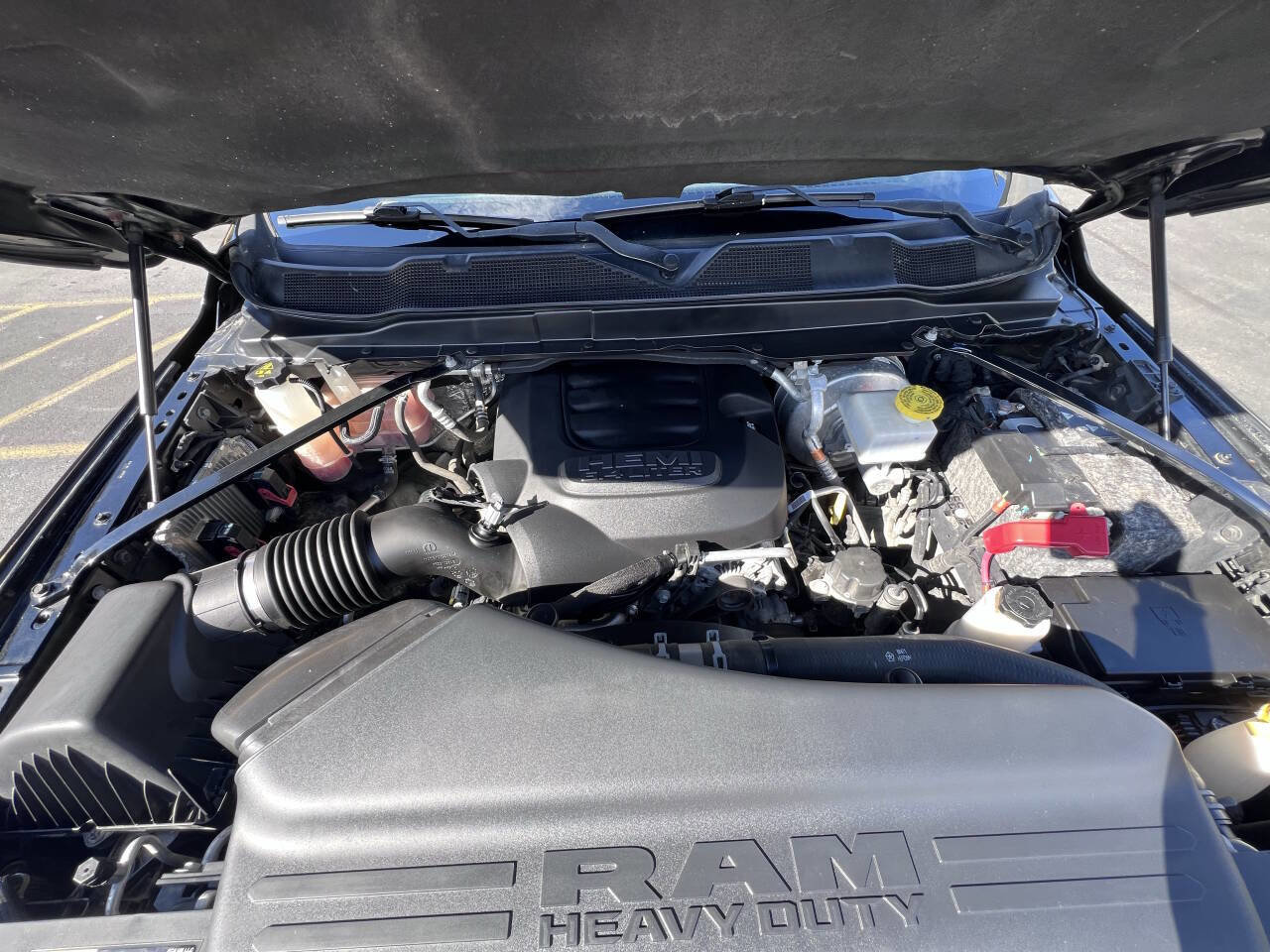 Used 2019 RAM 2500 Tradesman w/ Chrome Appearance Group image 30