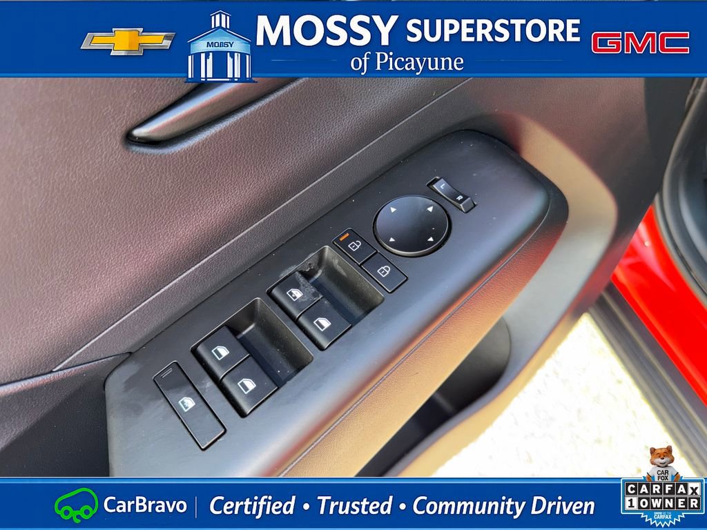 Used 2025 Hyundai Kona SEL FWD image 15