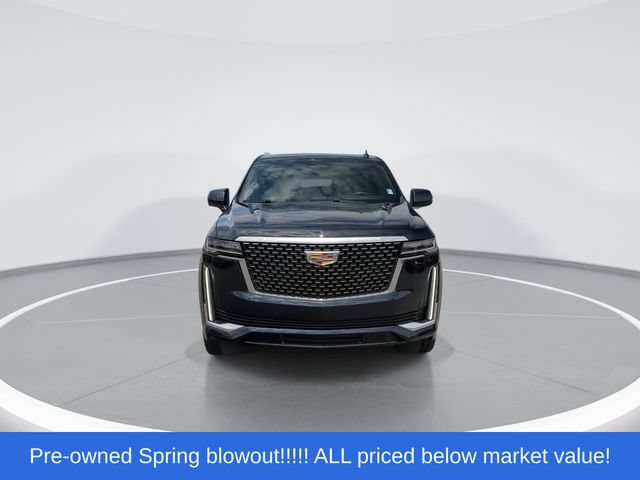 Used 2023 Cadillac Escalade Premium Luxury w/ Performance Package AWD/4WD image 3
