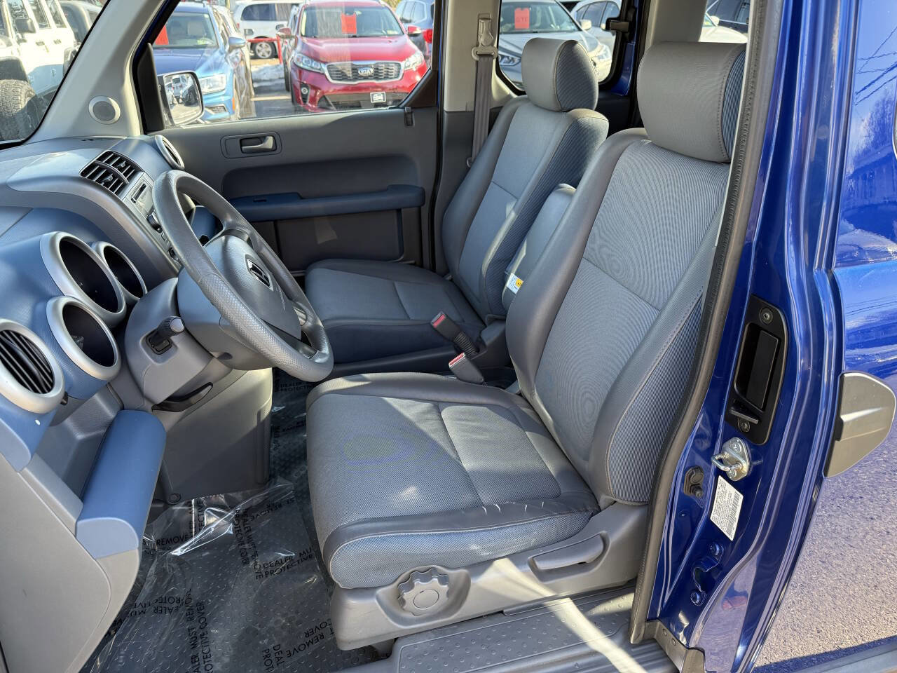 Used 2004 Honda Element EX image 7