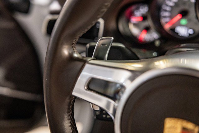 Used 2015 Porsche 911 Turbo S image 19