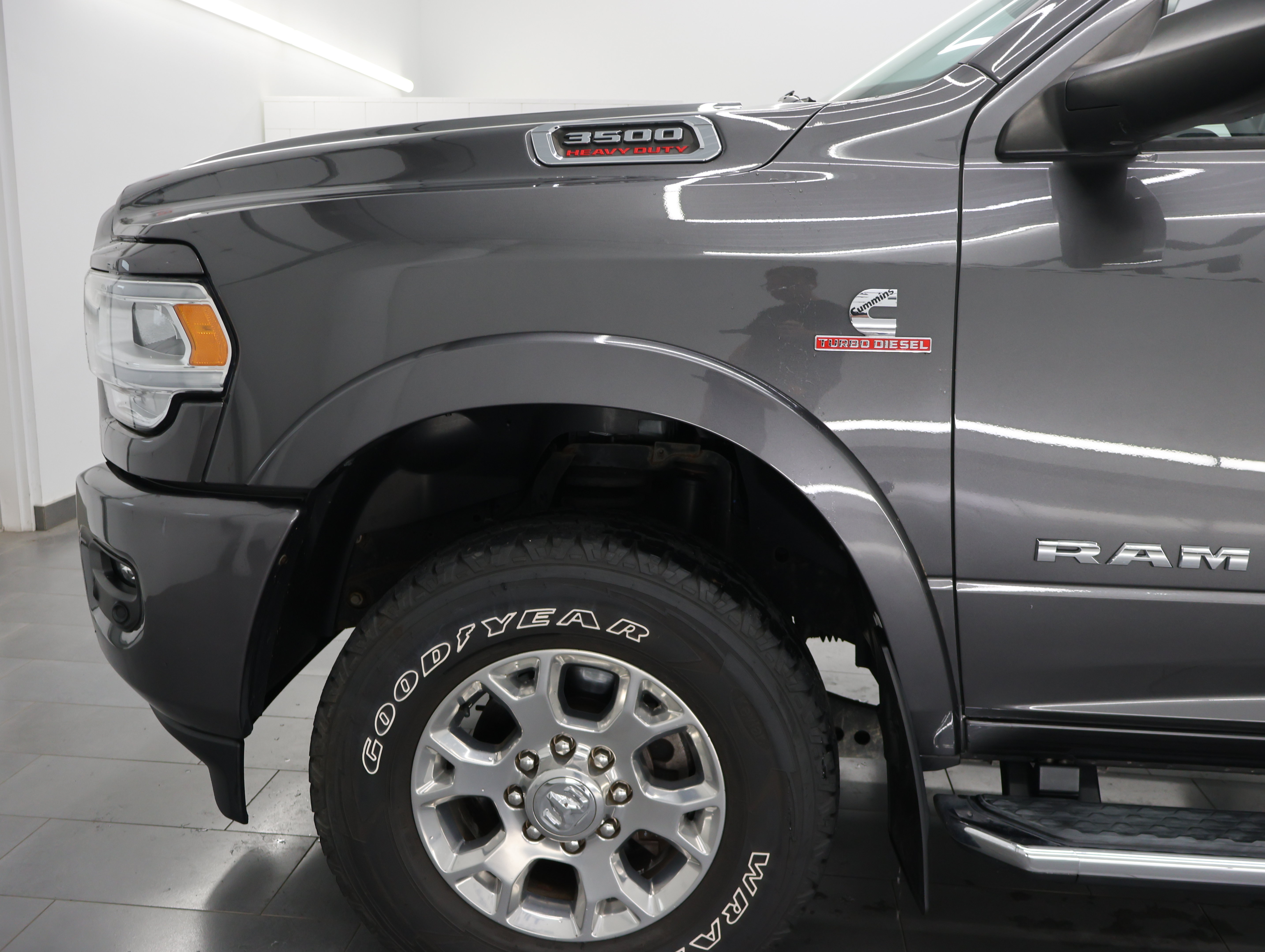 Used 2019 RAM 3500 Laramie AWD/4WD image 31