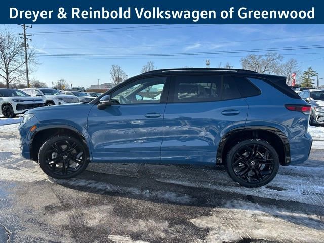 New 2026 Volkswagen Tiguan SE R-Line image 4