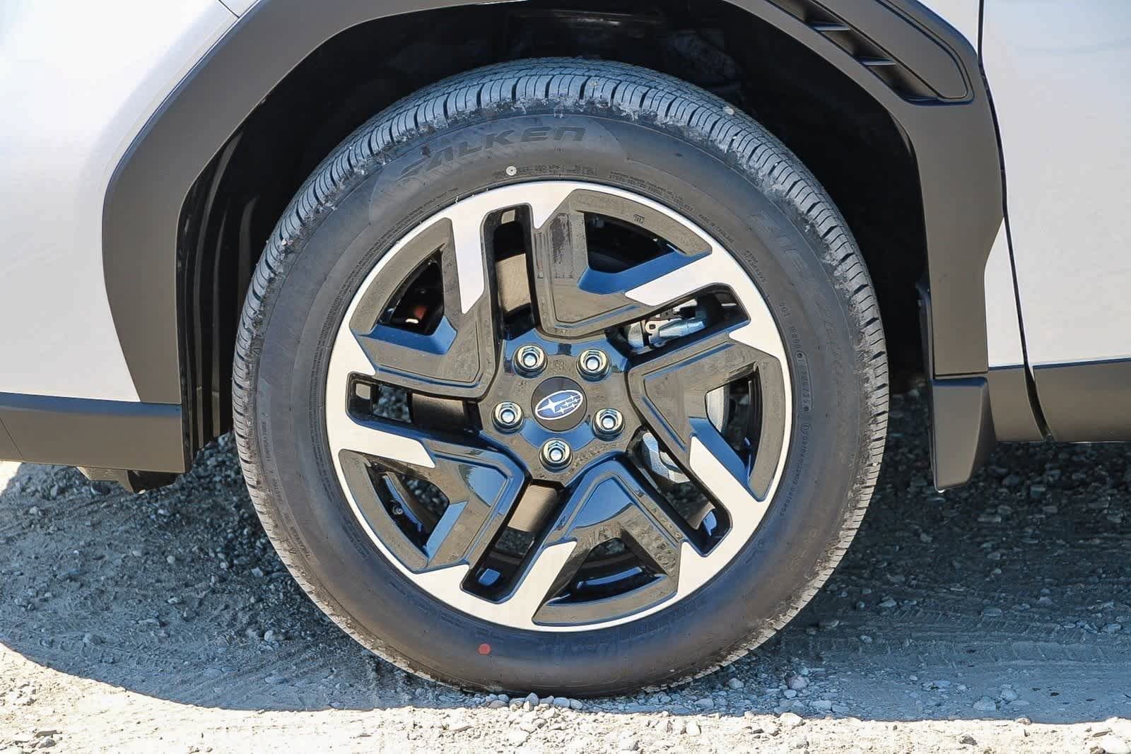 New 2025 Subaru Forester Limited AWD/4WD image 6