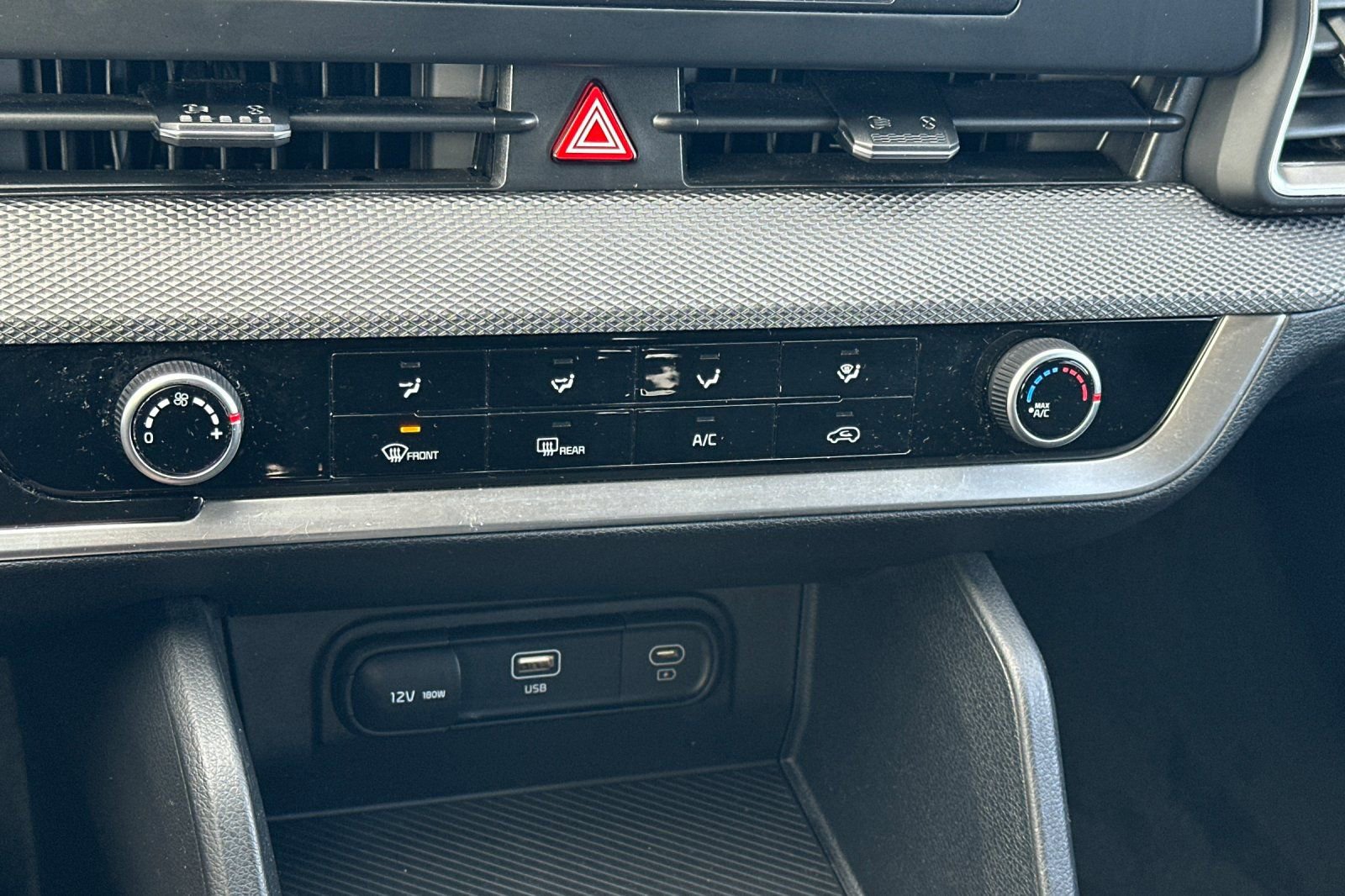 Used 2023 Kia Sportage LX image 20