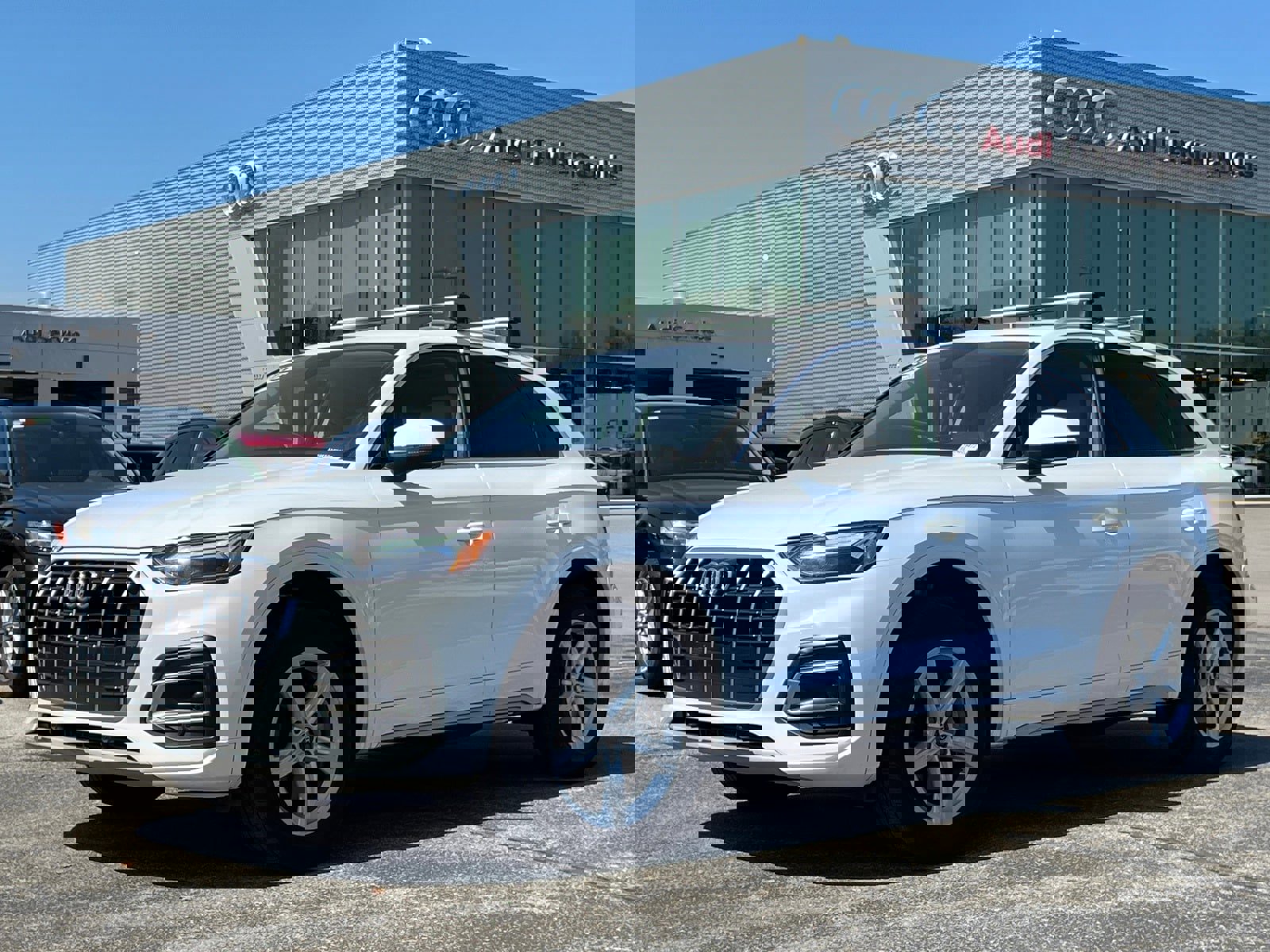 Certified 2022 Audi Q5 2.0T Premium w/ Convenience Package image 1