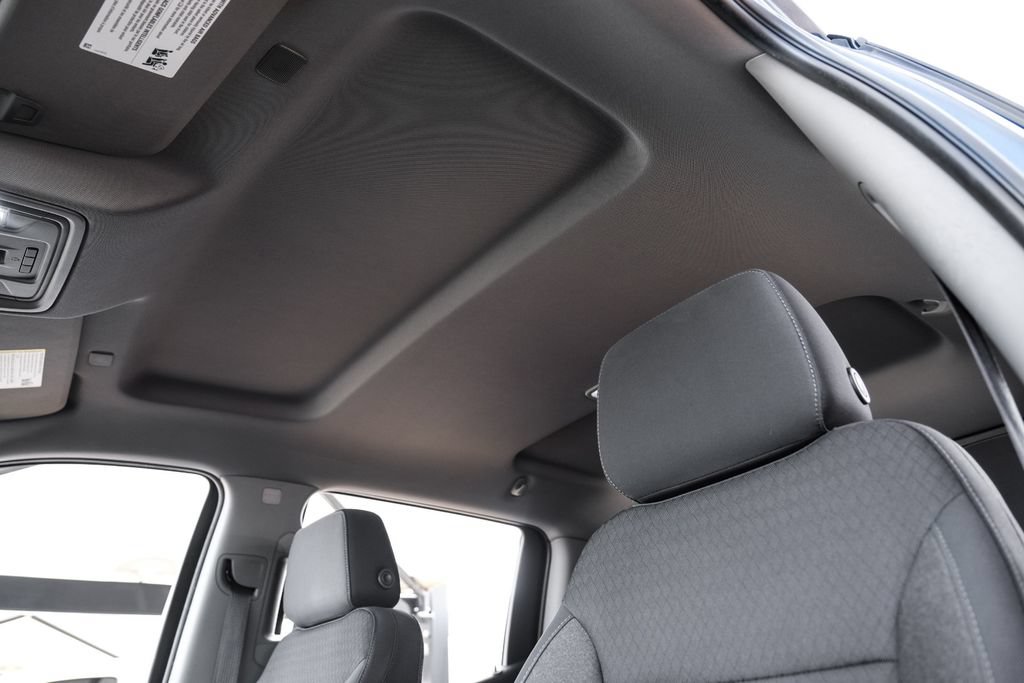 Used 2019 Chevrolet Silverado 1500 LT w/ Texas Edition AWD/4WD image 32