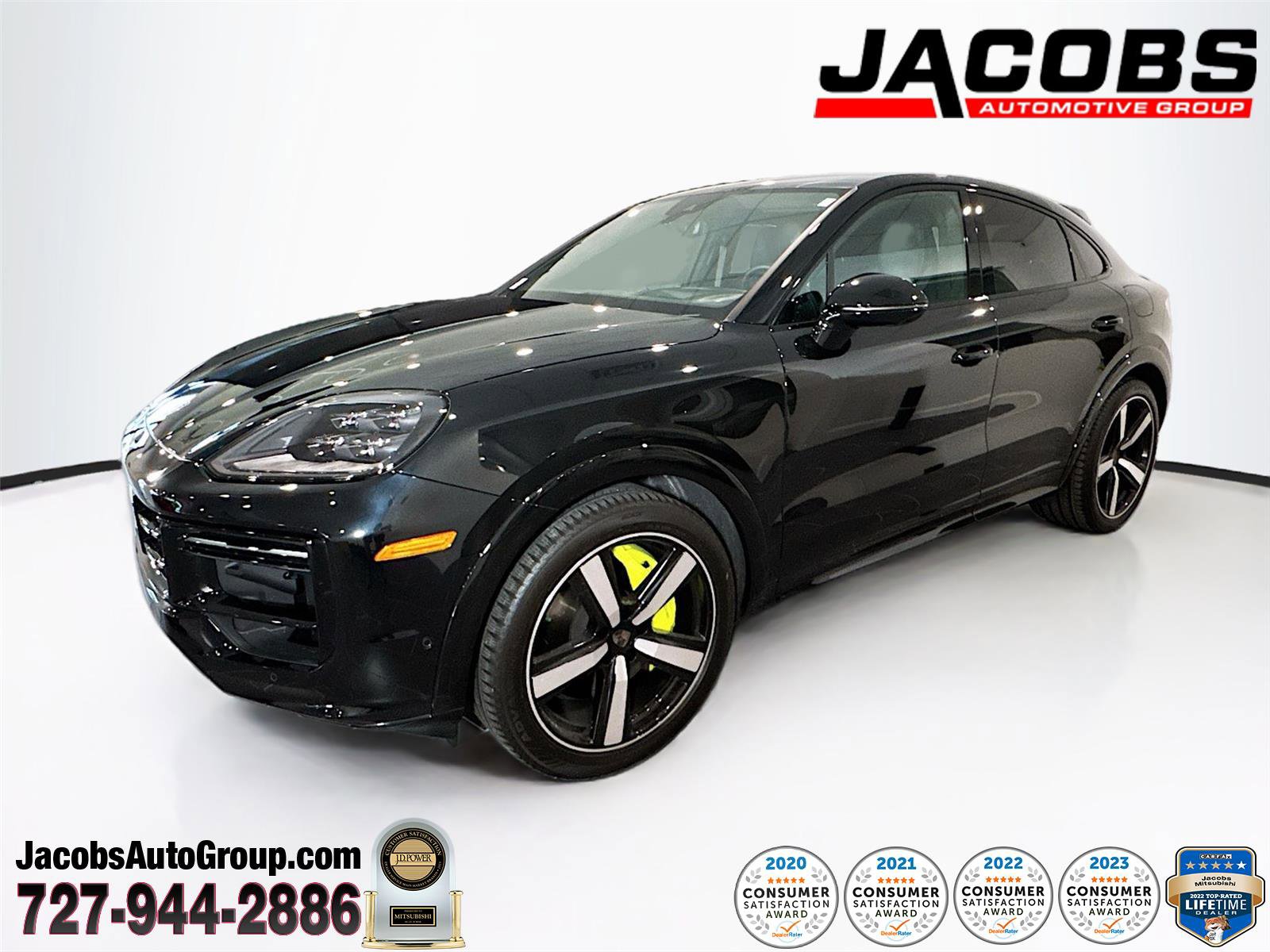 Used 2025 Porsche Cayenne Turbo image 1