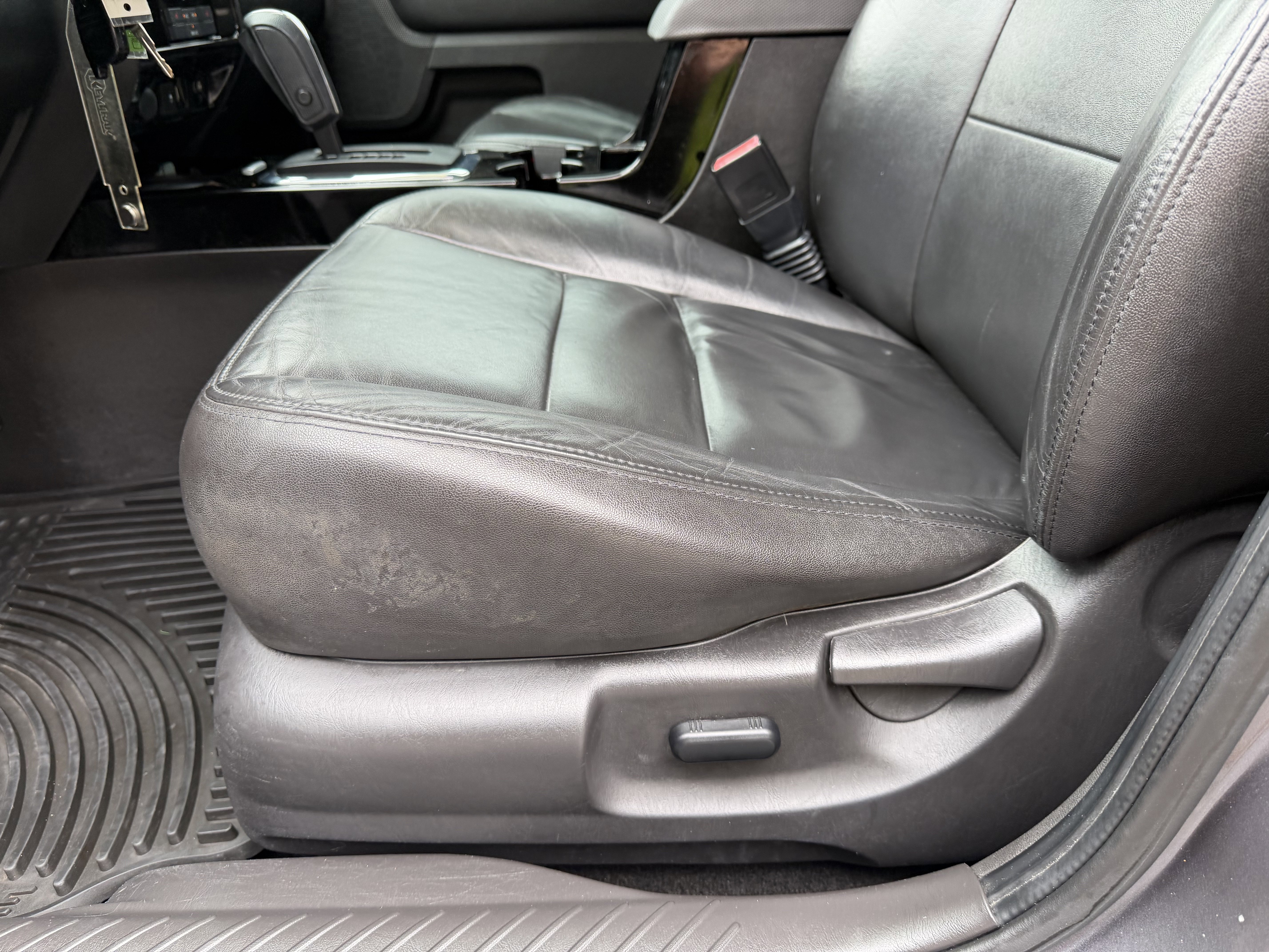 Used 2010 Ford Escape Limited AWD/4WD image 27