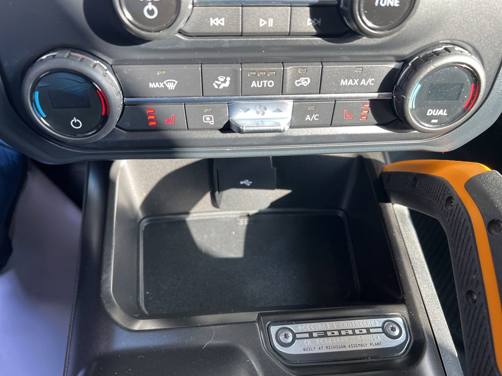 Used 2021 Ford Bronco Badlands image 22