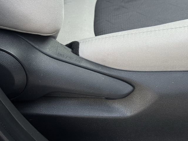 Used 2025 Toyota RAV4 XLE image 31