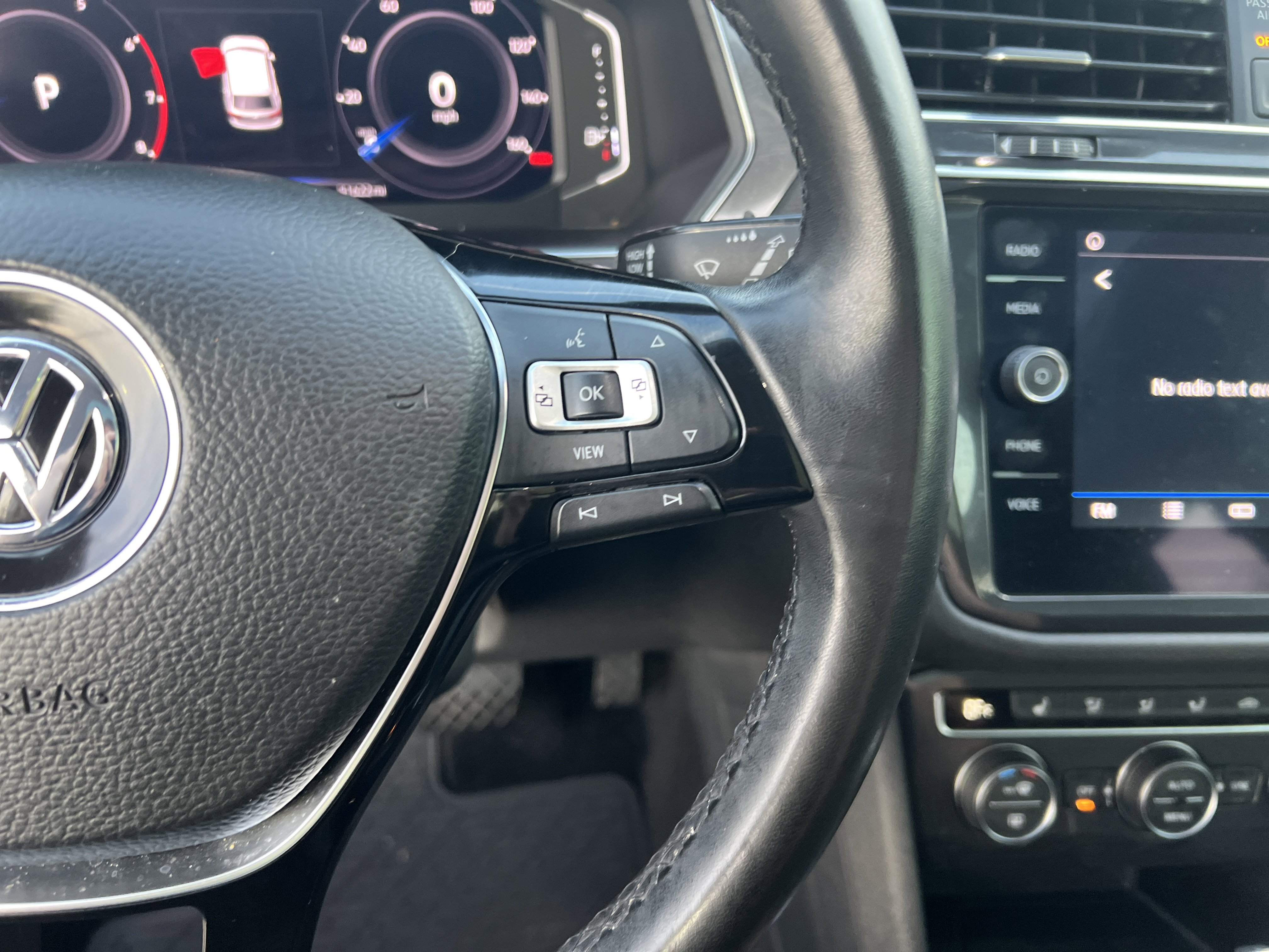 Used 2019 Volkswagen Tiguan SEL image 18