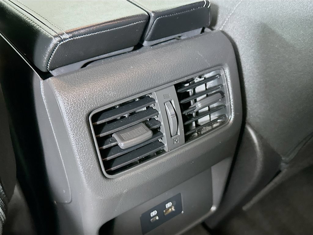 Certified 2023 Nissan Rogue SV AWD/4WD image 33