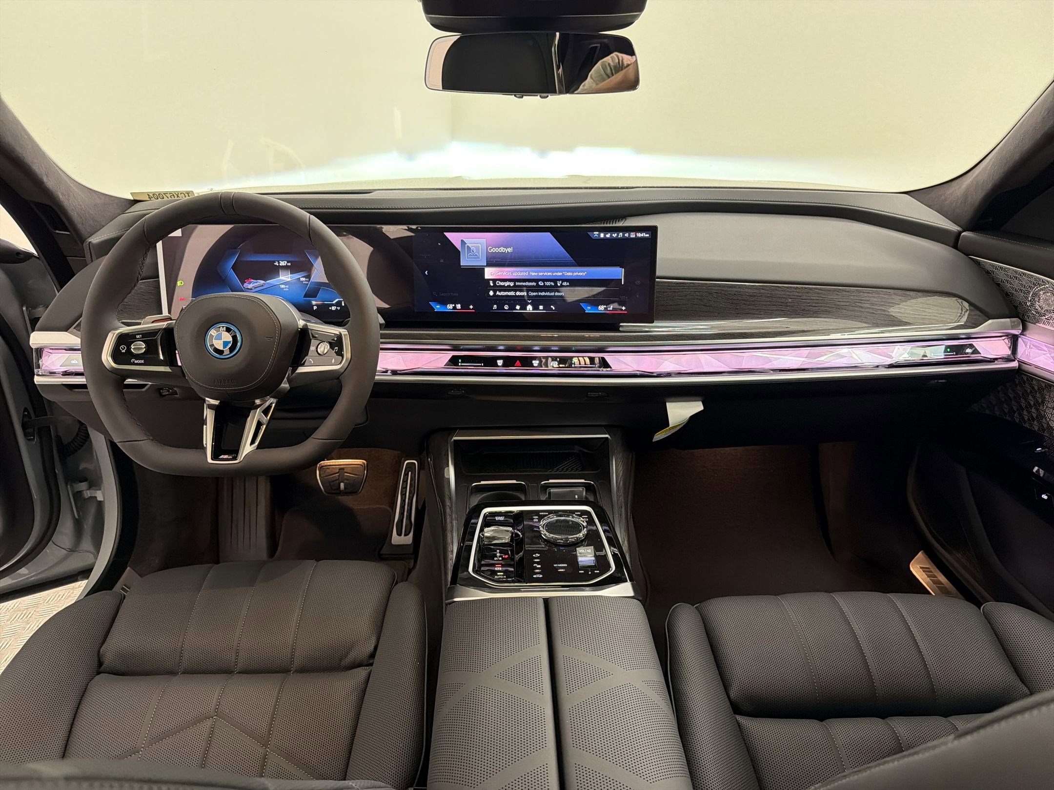 New 2026 BMW i7 xDrive60 w/ Executive Package AWD/4WD image 17
