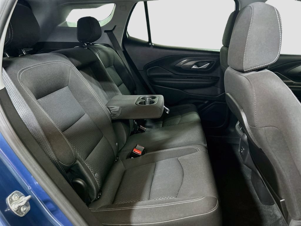 Used 2024 GMC Terrain SLE w/ Driver Convenience Package FWD image 25